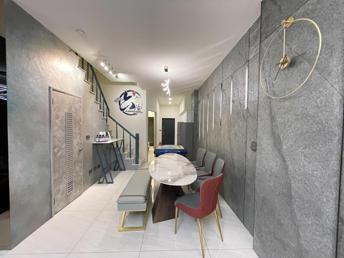 Six Seasons Inn - Qian He تاينان المظهر الخارجي الصورة